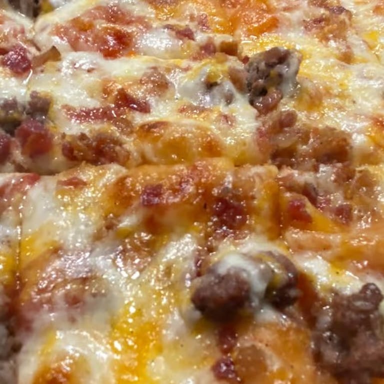 Delicious Cheeseburgers: A Local Favorite